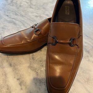 Men’s Johnston & Murphy loafer